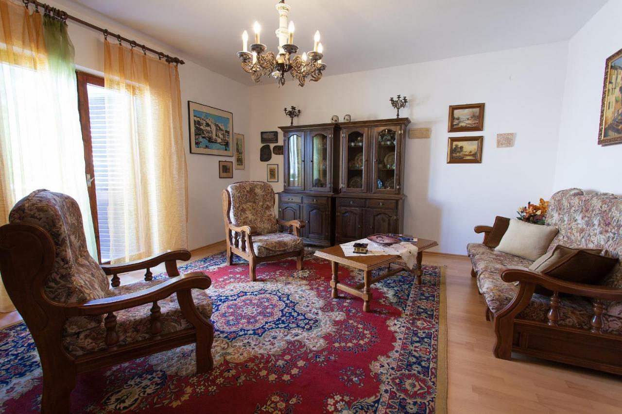 Apartment Du Малинска Экстерьер фото