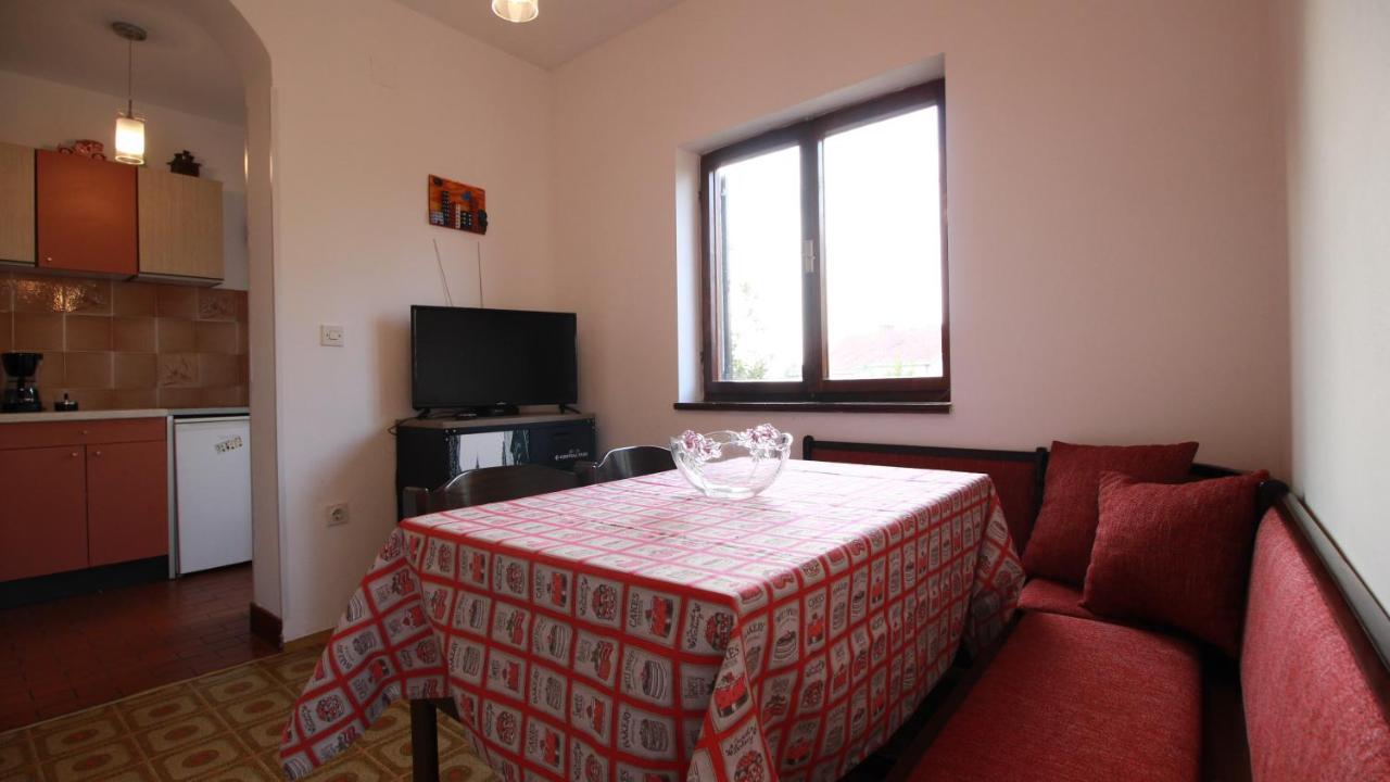 Apartment Du Малинска Экстерьер фото
